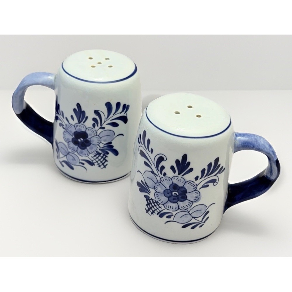 VTG Delft Blue White Salt Pepper Shakers Set Hand Painted Tulip Floral Crown